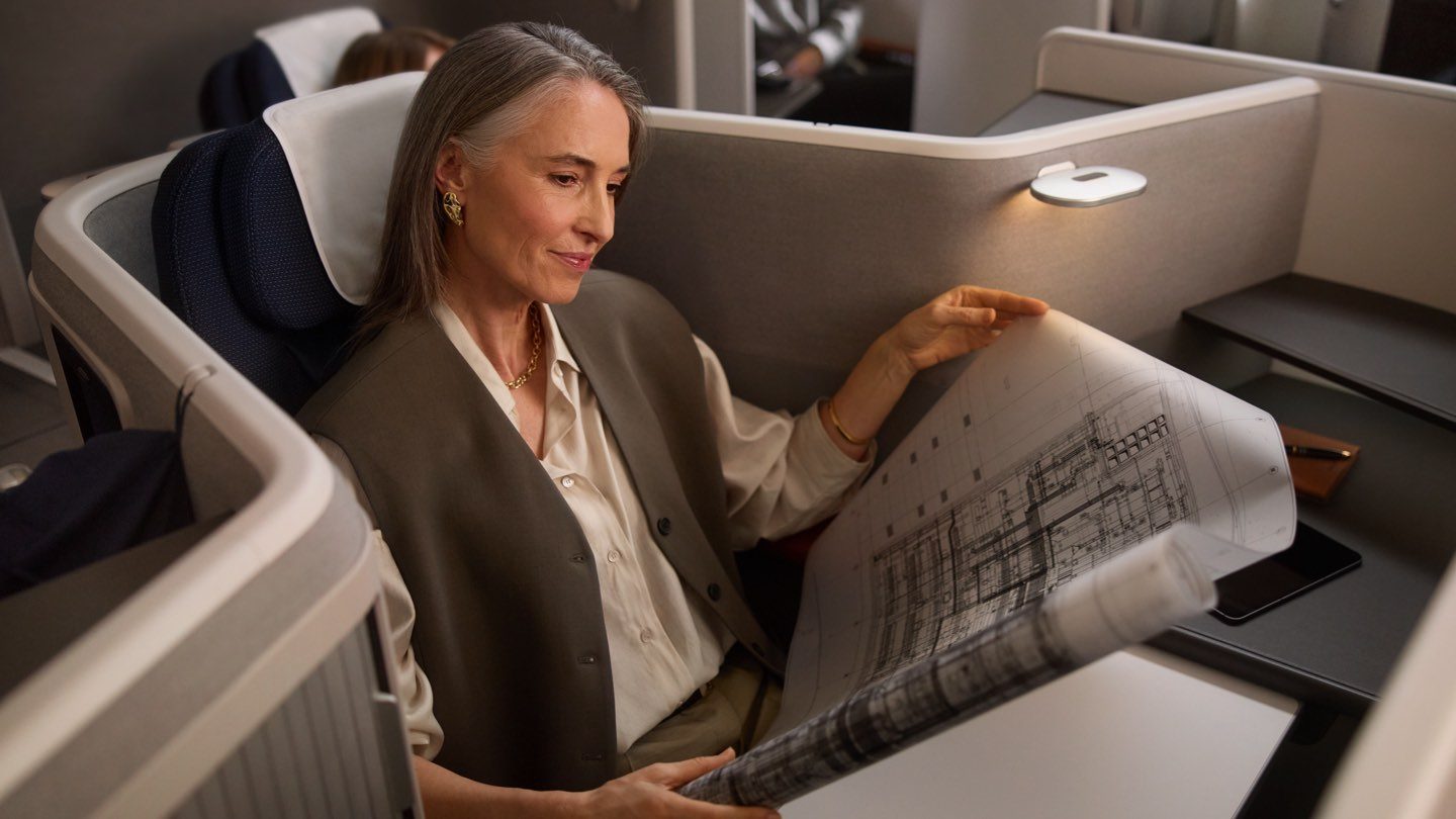Spacious Business Class seat with high privacy.